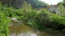 Blick auf die Mank flussaufwrts bei der ehemaligen Thal-Mhle (Grabner Mhle) 